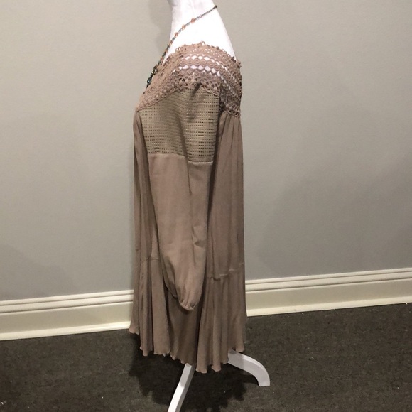 Umgee taupe open embroidered lace shoulder dress loose swing style runs big - Picture 6 of 11